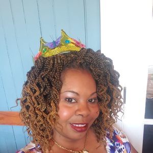 Meet your Posher, Nicole